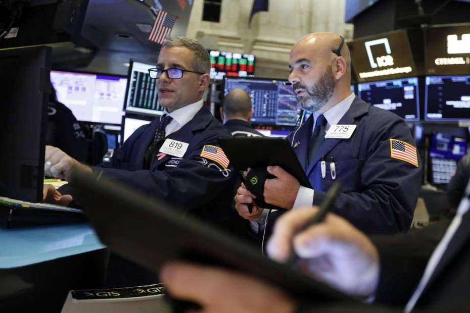 Ρευστοποιήσεις στη Wall Street, μετά τα χθεσινά ρεκόρ