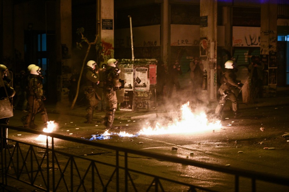 Ζημιές και προσαγωγές στην Αθήνα, για την επέτειο του Γρηγορόπουλου