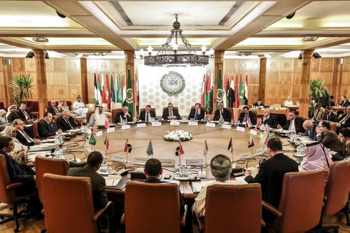 Ο Αραβικός Σύνδεσμος κατά ξένων επεμβάσεων στη Λιβύη