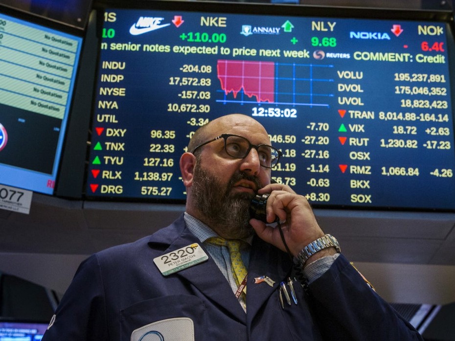 Η Wall Street «χωνεύει» αρνητικά τις ειδήσεις για τον εμπορικό πόλεμο