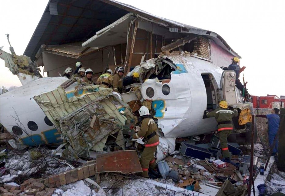 Καζακστάν: Τουλάχιστον 15 οι νεκροί από τη συντριβή αεροσκάφους της Bek Air
