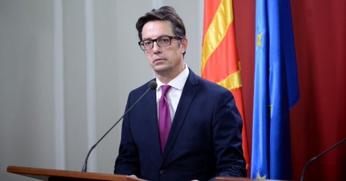 Και «με τη βούλα» η υπηρεσιακή κυβέρνηση στη Βόρεια Μακεδονία