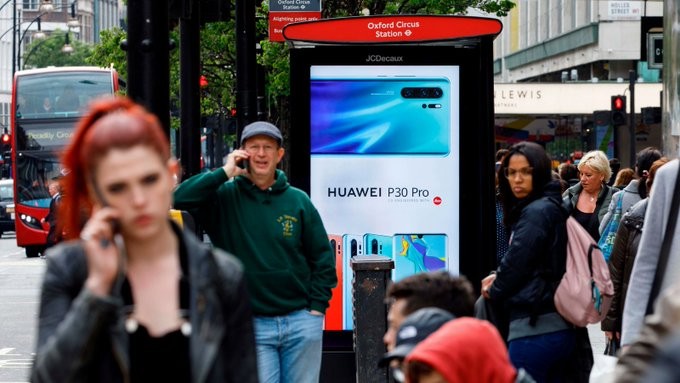 Ενόχληση από τις ΗΠΑ για το 5G «μπάσιμο» της Huawei στη Βρετανία