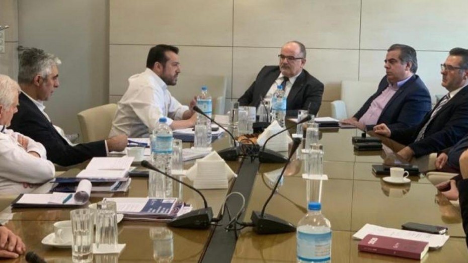 Ο ΣΥΡΙΖΑ μεταφέρει στη Βουλή τις θέσεις της ΓΣΕΒΕΕ για το σχέδιο «Ηρακλής»