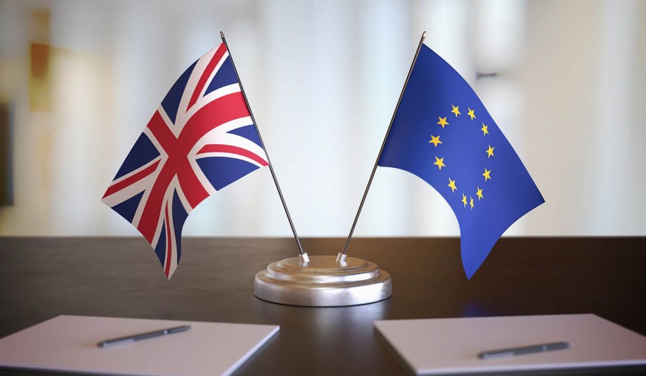 Η ΕΕ ενέκρινε τις εμπορικές συζητήσεις με τη Βρετανία