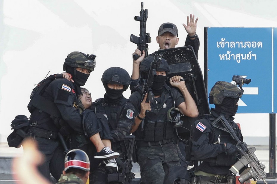 Κοντά στους 30 οι νεκροί από το μακελειό στην Ταϊλάνδη