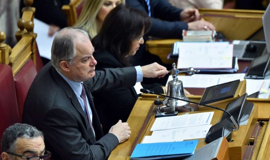 «Αρένα» η Βουλή για τα επεισοδιακά Eurogroup του 2015