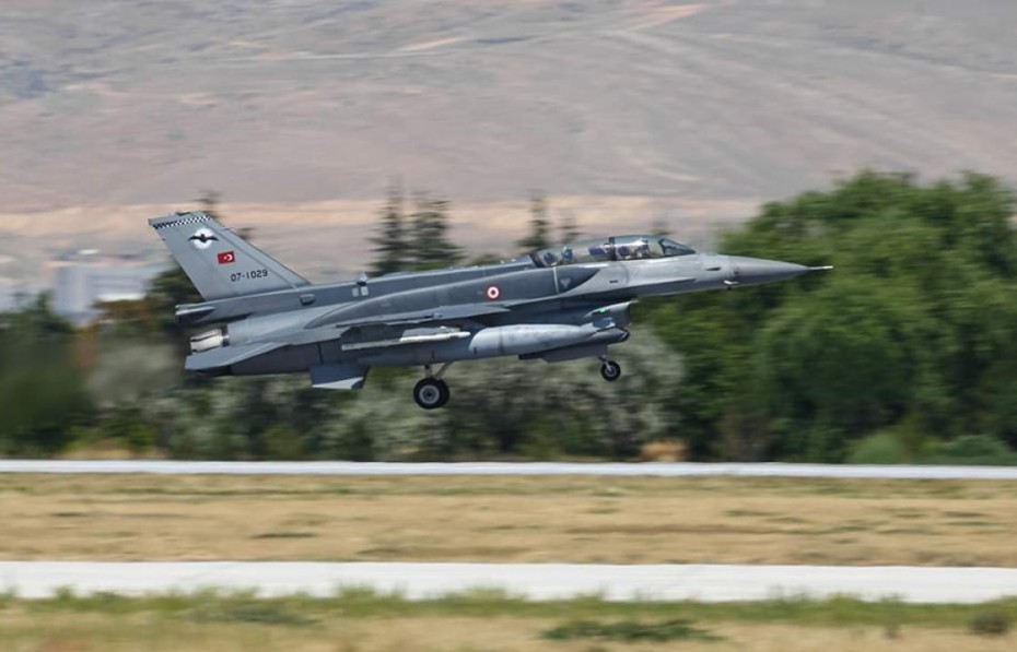 Δεύτερη πτήση τουρκικών F-16 πάνω από τη Ρω