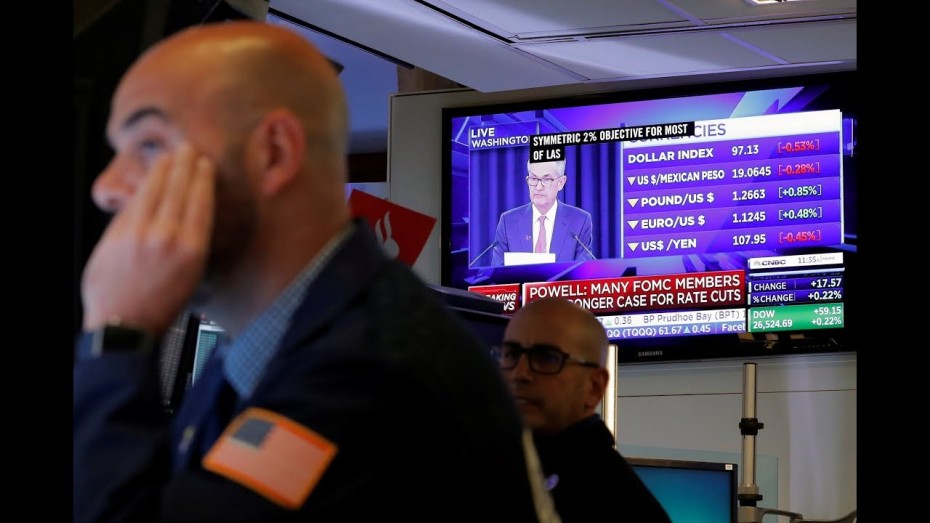 Με νέα ρεκόρ η Wall Street την Τρίτη, «κοιτώντας» τον Πάουελ