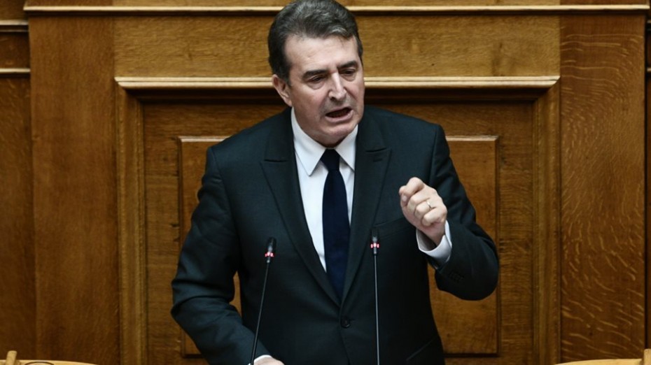 Βουλή: Ρελανς Χρυσοχοΐδη στις κατηγορίες του ΣΥΡΙΖΑ