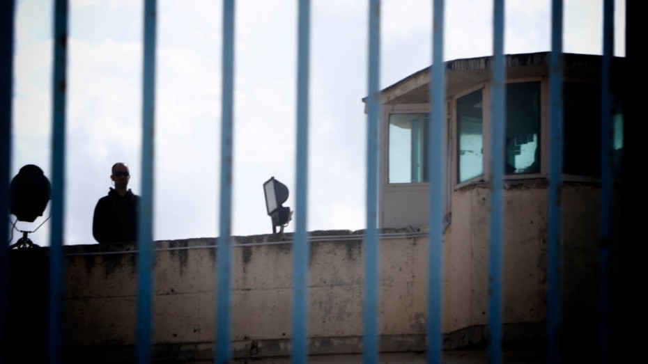 Αποφυλακίζονται 1.000 κρατούμενοι στην Ελλάδα λόγω κοροναϊού