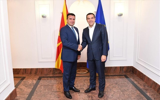 Επικοινωνία Τσίπρα - Ζάεφ για την ένταξη της Β. Μακεδονίας στο NATO