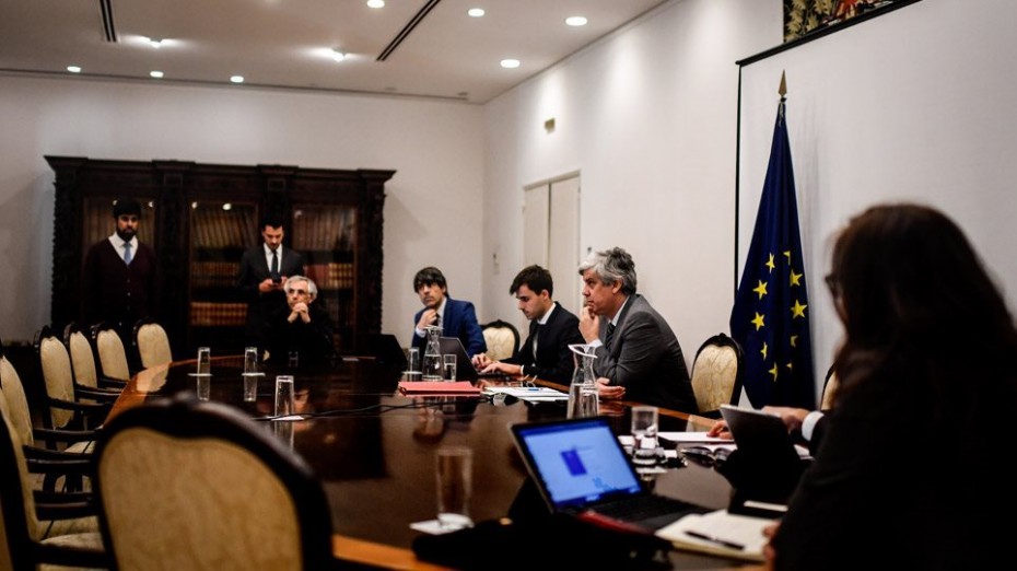 Eurogroup: Ολονύχτιο θρίλερ δίχως συμφωνία