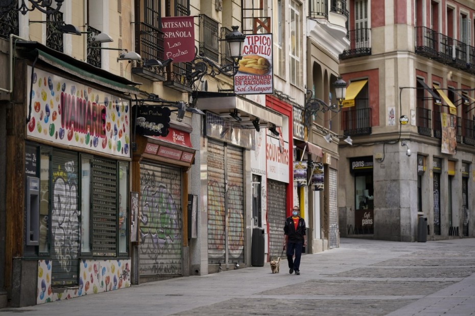 Ξεπέρασαν τα 230.000 τα κρούσματα του κοροναϊού στην Ισπανία