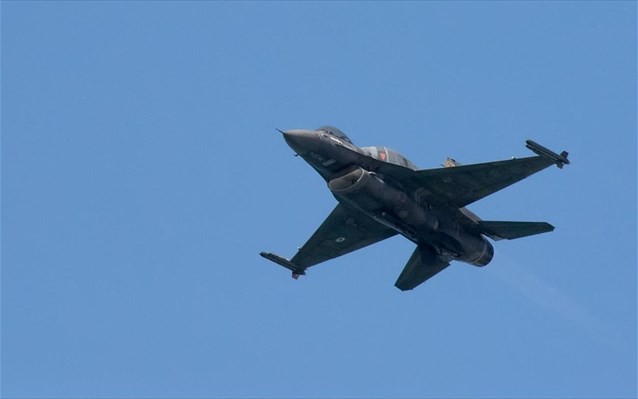 Μπαράζ υπερπτήσεων στο Αιγαίο την Πέμπτη από τουρκικά F-16