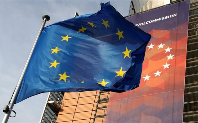 Η Κομισιόν ανακοίνωσε παράταση 30 ημερών στην απαγόρευση μετακινήσεων για χώρες εκτός ΕΕ