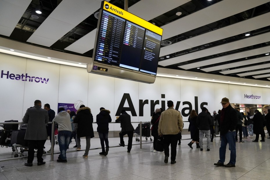 Bρετανία: Υποχρεωτική καραντίνα στους ταξιδιώτες από το εξωτερικό