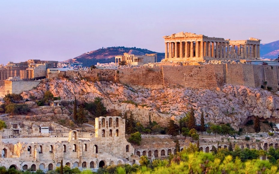Bloomberg: Πως η Ελλάδα βελτίωσε τη φήμη της στην εποχή του Covid-19