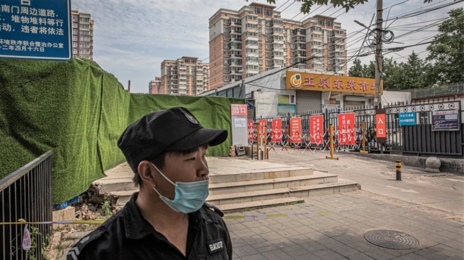 Κλείνουν σχολεία και πανεπιστήμια στο Πεκίνο λόγω του κοροναϊού
