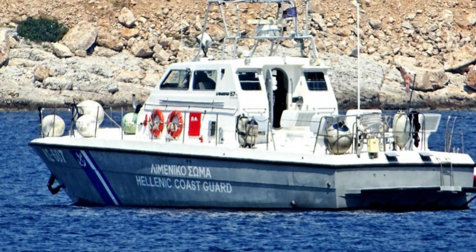 Σέριφος: 2 τραυματίες από πρόσκρουση σκάφους σε βραχώδη ακτή