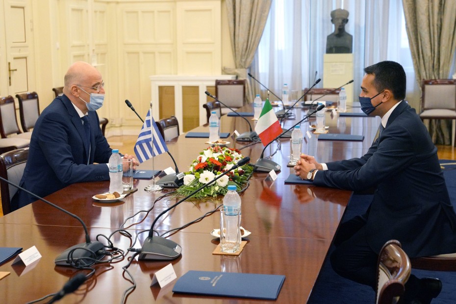 Τι προβλέπει η συμφωνία Ελλάδας - Ιταλίας για την οριοθέτηση της ΑΟΖ