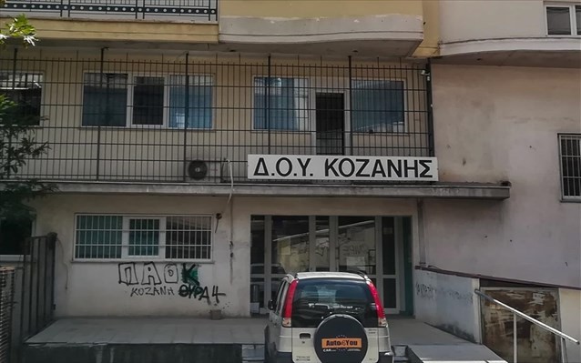 Επίθεση με τσεκούρι στην Κοζάνη: Σε κρίσιμη κατάσταση 2 από τους τραυματίες