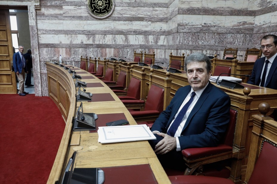 Νομοσχέδιο για διαδηλώσεις: Ο Χρυσοχοΐδης έκανε δεκτές προτάσεις του ΚΙΝΑΛ