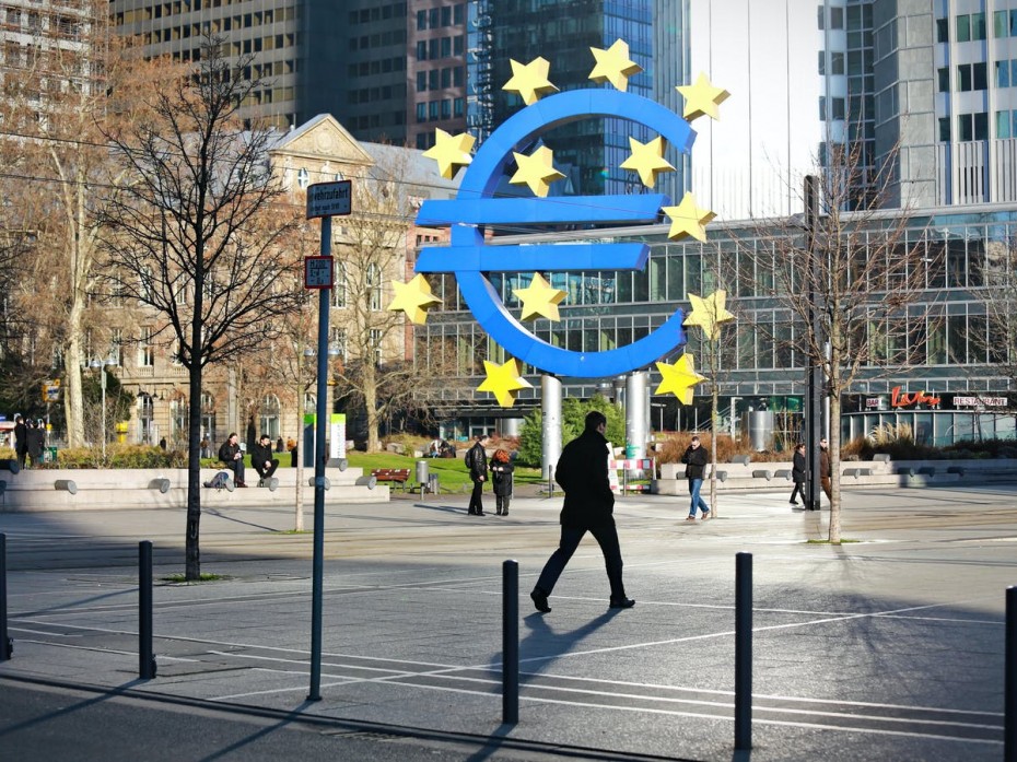 Σταθερή η οικονομία της Ευρωζώνης για τον Ιούλιο