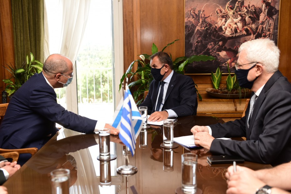 Τα ελληνοτουρκικά στη συνάντηση του Παναγιωτόπουλου με τον πρέσβη του Ισράηλ