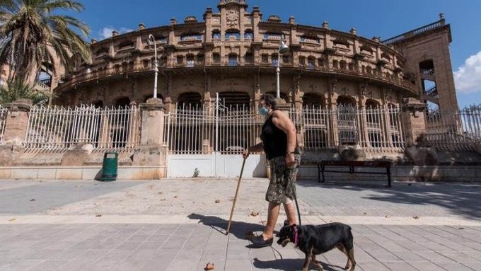 Πάνω από 700.000 τα κρούσματα του κορονοϊού στην Ισπανία