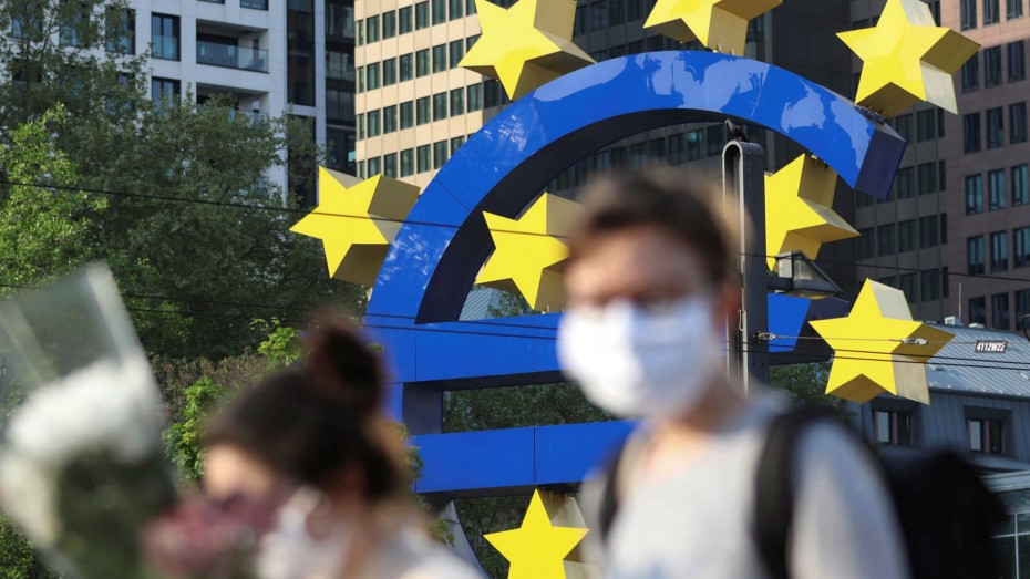 Η ΕΚΤ εξετάζει την πώληση «κόκκινων δανείων» μέσω πλατφόρμας και σε μικρότερους επενδυτές