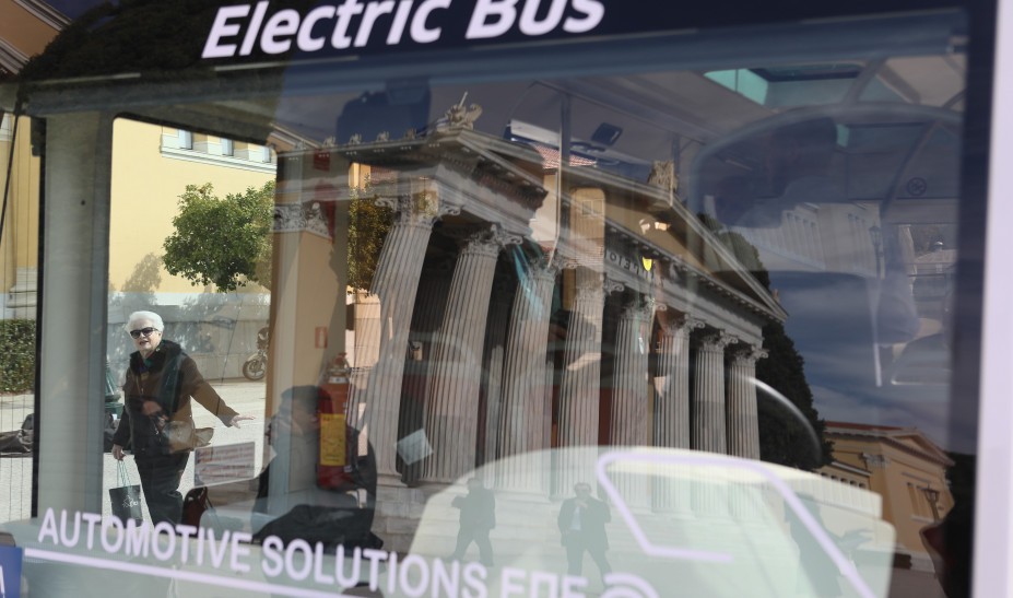 Το πρώτο ηλεκτρικό λεωφορείο ξεκινά δρομολόγια στην Αθήνα