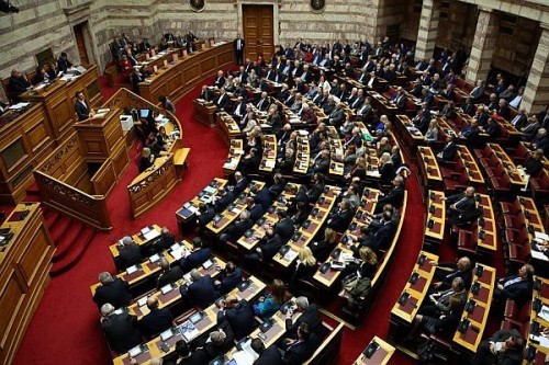 Χωρίς αξιοκρατία οι επιλογές προϊσταμένων στην Βουλή, σύμφωνα με το ΚΙΝΑΛ