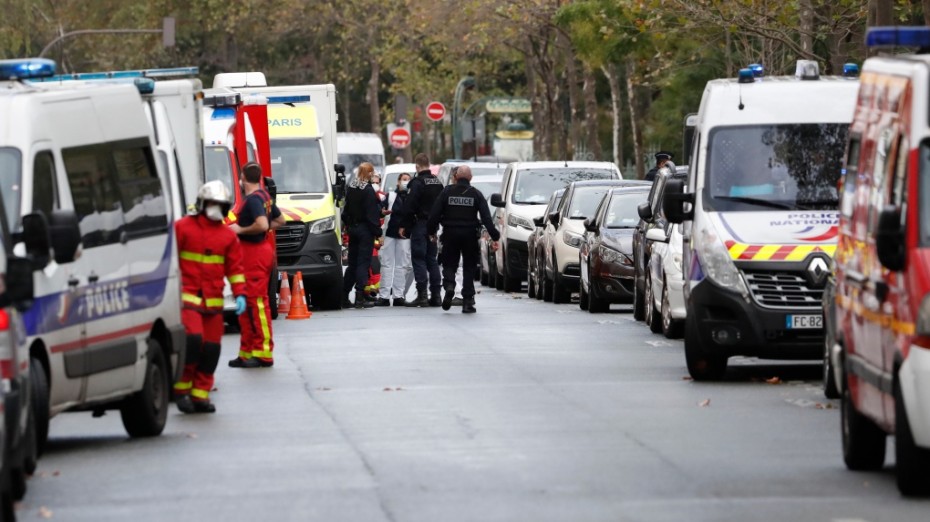 Παρίσι: Συνελήφθη ο βασικός ύποπτος για την επίθεση με μαχαίρι