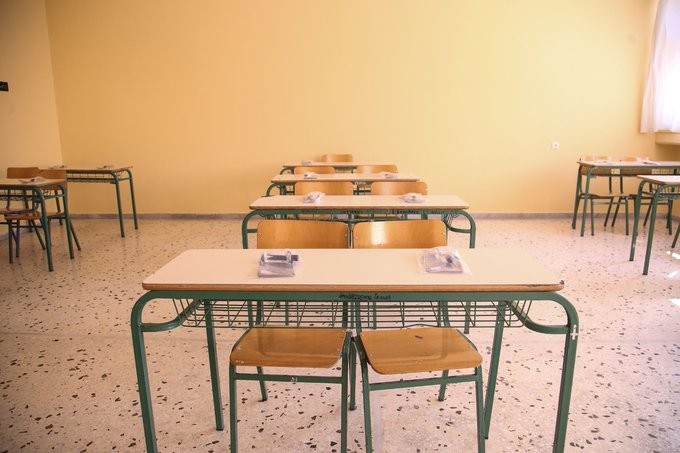Τηλεκπαίδευση στα σχολεία που είναι σε αναστολή λόγω κρουσμάτων κορονοϊού