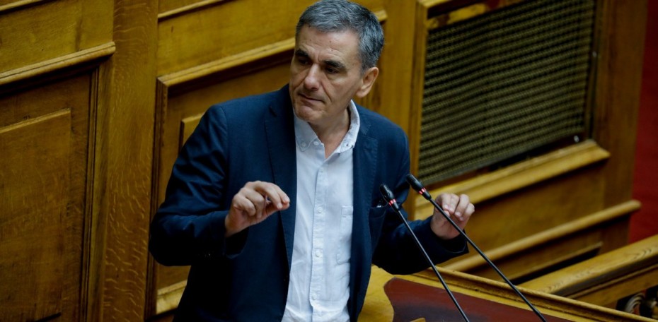 Επίθεση Τσακαλώτου στην κυβέρνηση, με αιχμές προς την ηγεσία του ΣΥΡΙΖΑ