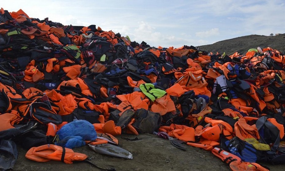 Λέσβος: Βρέθηκε λύση στα χιλιάδες κυβικά υπολειμμάτων των προσφυγικών ροών