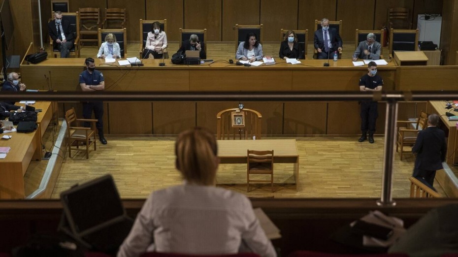 Δίκη Χρυσής Αυγής: Το πρωί της Τρίτης συνεχίζεται η διαδικασία για τις αναστολές