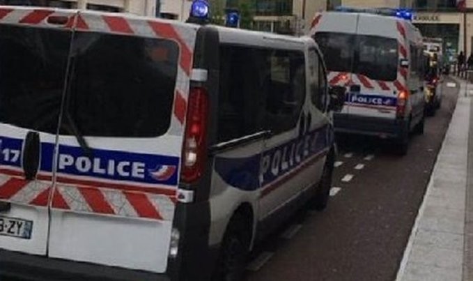 Γαλλία: Εξουδετέρωση ένοπλου άνδρα που απειλούσε αστυνομικούς