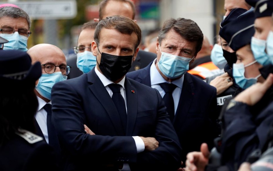 Η Γαλλία δέχεται επίθεση, το μήνυμα Μακρόν μετά το τρομοκρατικό χτύπημα στη Νίκαια