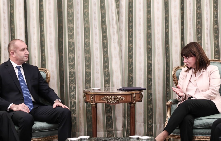 Τα ελληνοτουρκικά στη συνάντηση της Σακελλαροπούλου με τον πρόεδρο της Βουλγαρίας
