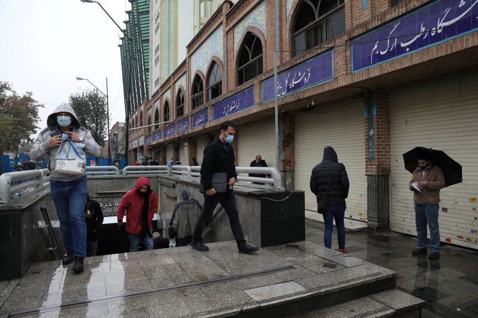 Προς τα 900.000 τα κρούσματα του κορονοϊού στο Ιράν
