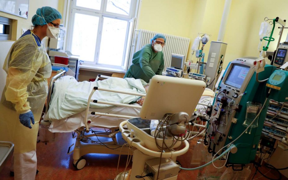 Δραματικές ώρες στη Θεσσαλονίκη: Επιτάσσονται ιδιωτικές κλινικές