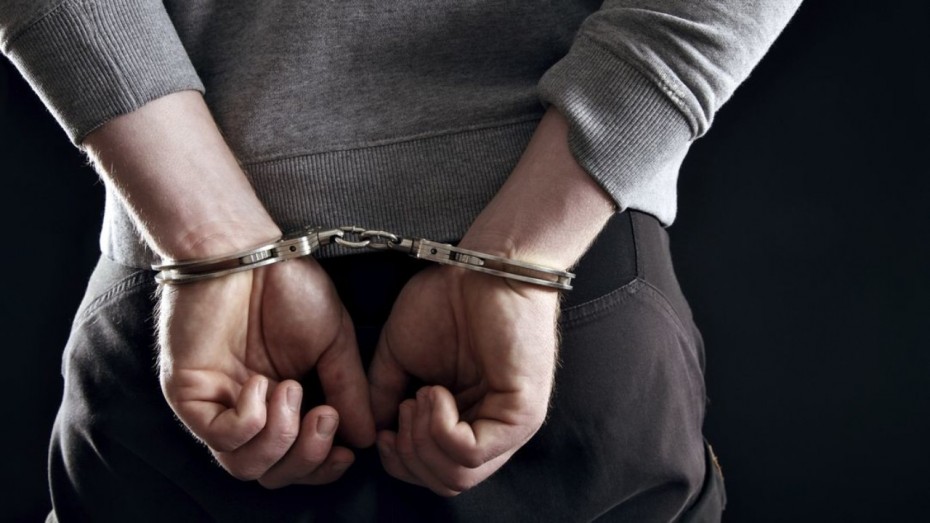 Κορυδαλλός: Σύλληψη σωφρονιστικού υπαλλήλου - Επιχείρησε να περάσει ναρκωτικά στη φυλακή