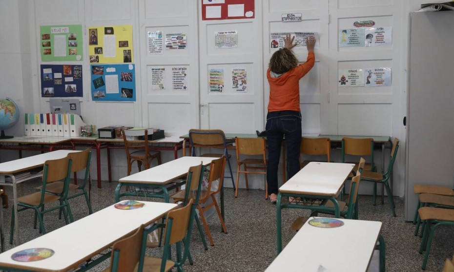 Βατόπουλος για κορονοϊό: Το άνοιγμα των σχολείων αποτελεί προτεραιότητα