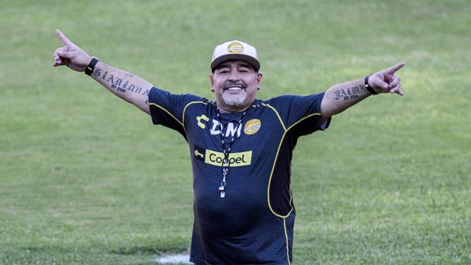 Πέθανε από ανακοπή ο θρύλος του ποδοσφαίρου, Ντιέγκο Μαραντόνα