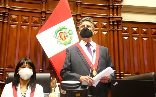 Νέος πρόεδρος στο Περού, έπειτα από μια εβδομάδα πολιτικού χάους