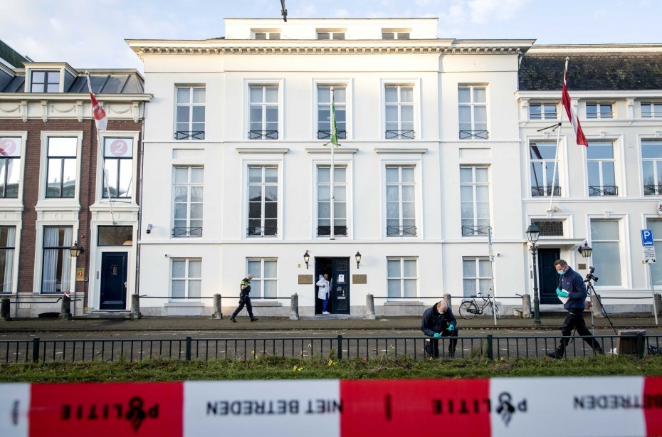 Ολλανδία: «Γάζωσαν» με σφαίρες την πρεσβεία της Σαουδικής Αραβίας στη Χάγη
