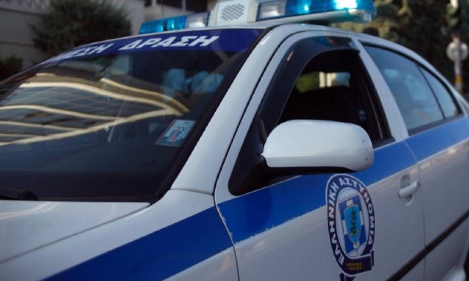 Θεσσαλονίκη: Σύλληψη μητέρας και γιου για κλοπή μεγάλου χρηματικού ποσού