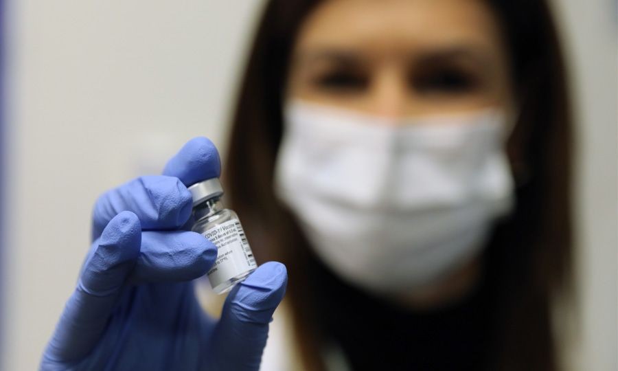 AstraZeneca: Αποτελεσματικά και στο νέο στέλεχος τα εμβόλια